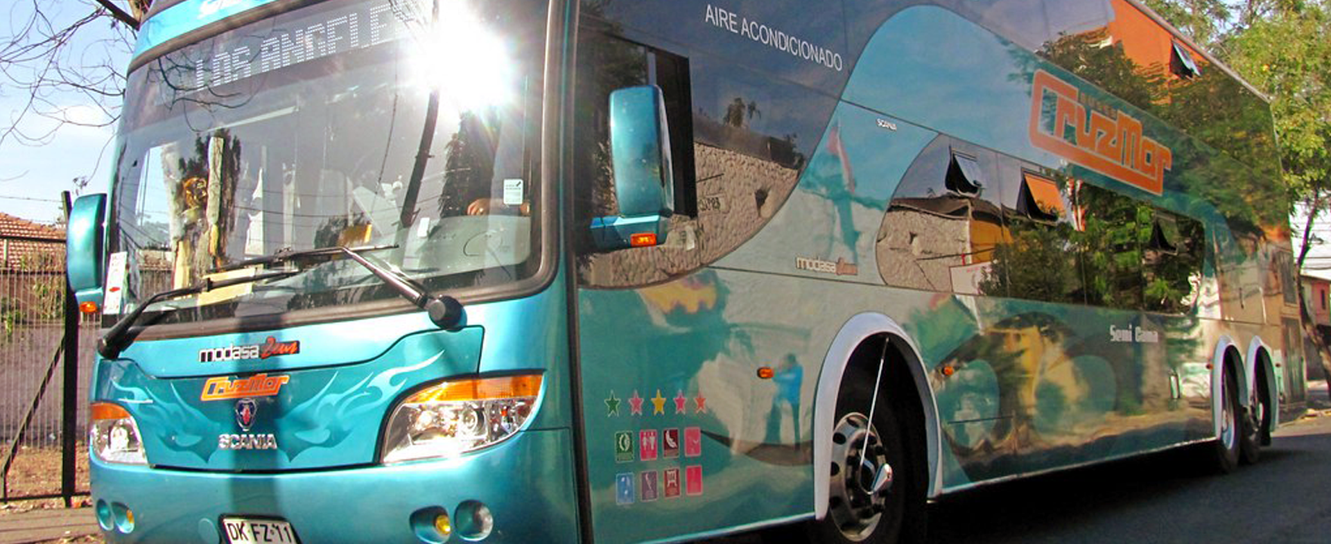 Buses Cruzmar travelling in Chile