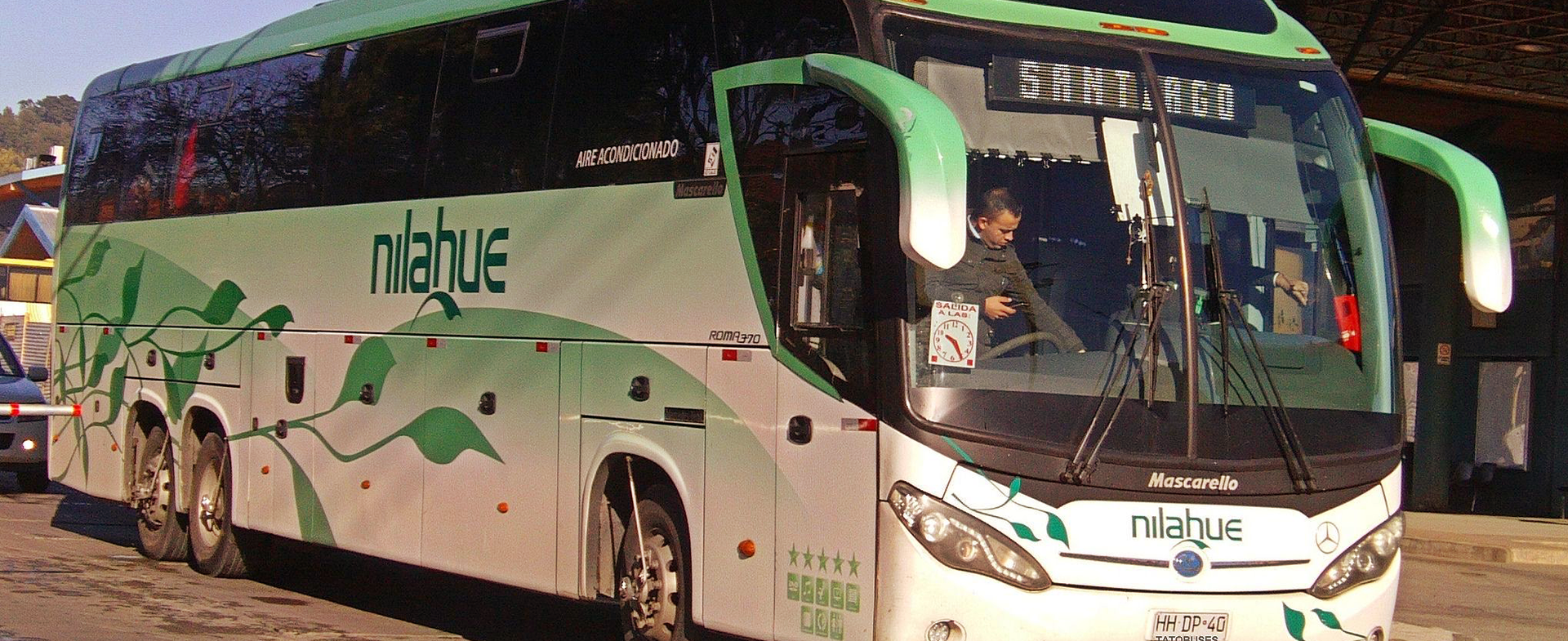 Bus de Buses Nilahue  viajando por Chile
