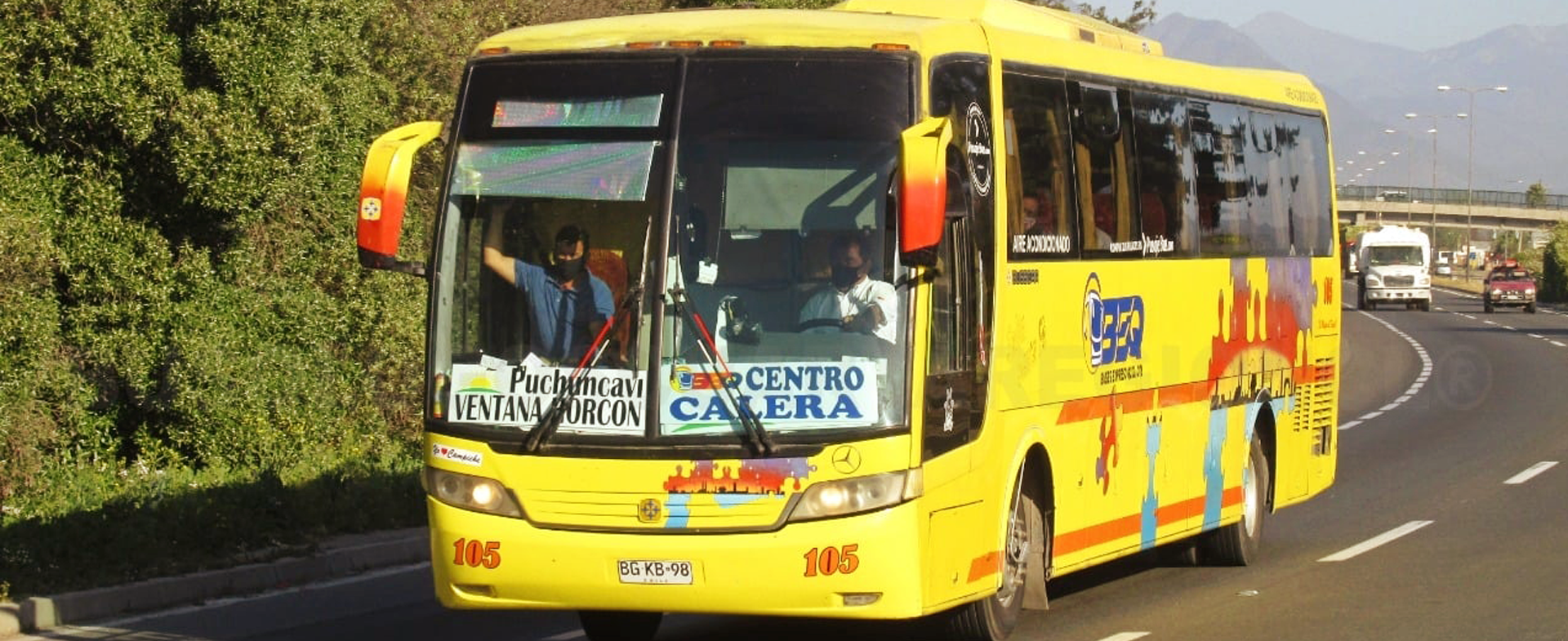 Bus de Expreso Quillota viajando por Chile